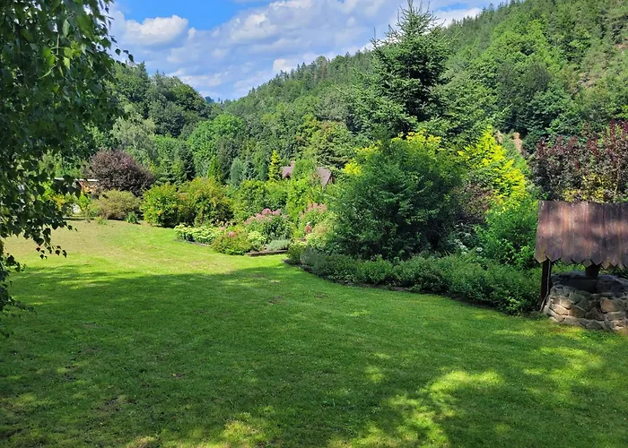 Dom W Gorach Sowich Niedzwiedzia Gawra, Michalkowa