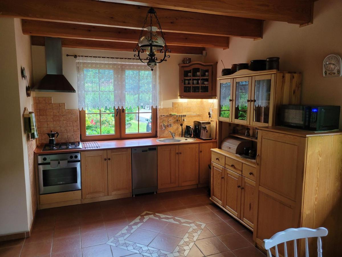 Dom W Gorach Sowich Niedzwiedzia Gawra, Holiday home *