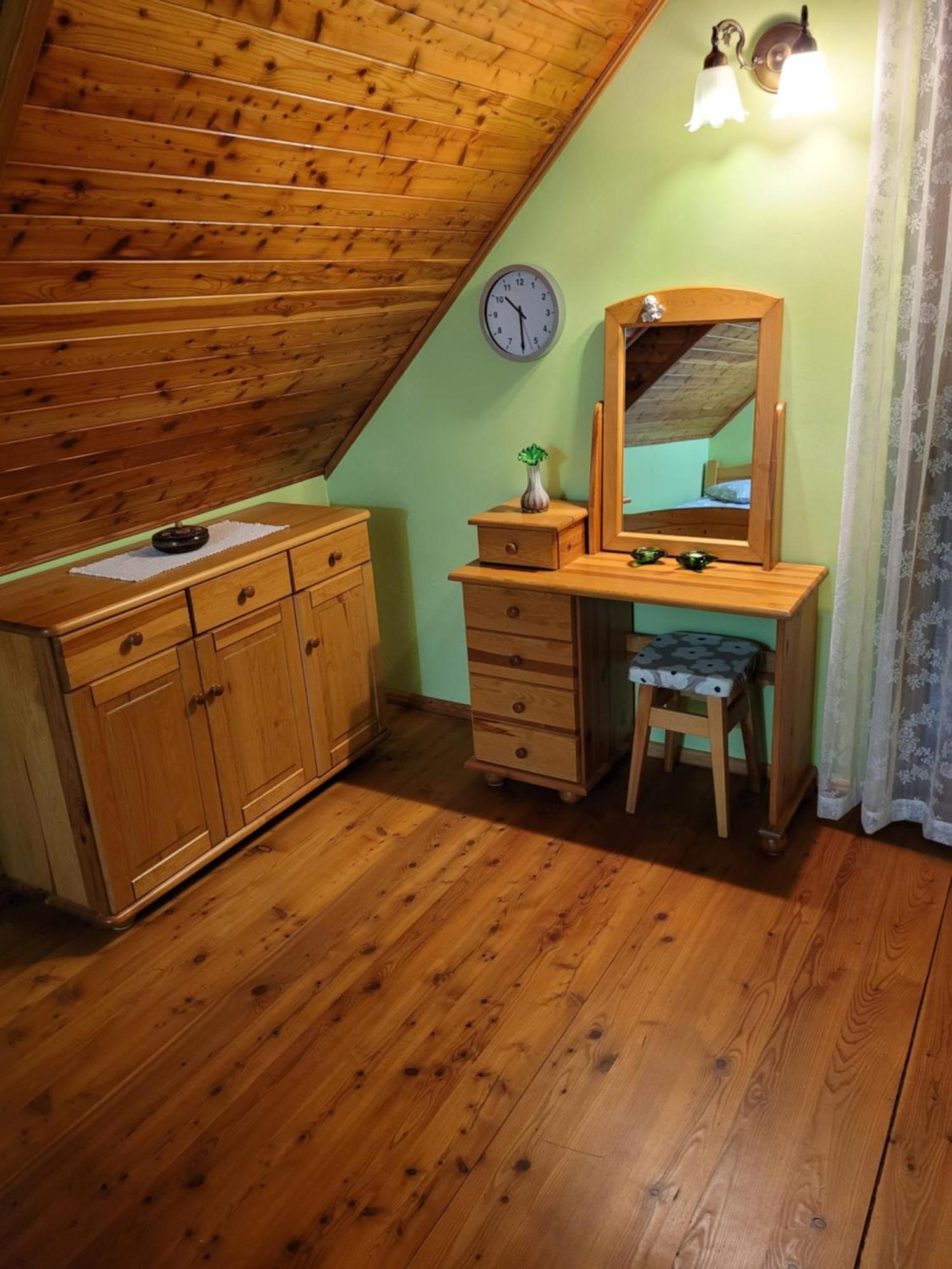 Holiday home Dom W Gorach Sowich Niedzwiedzia Gawra,